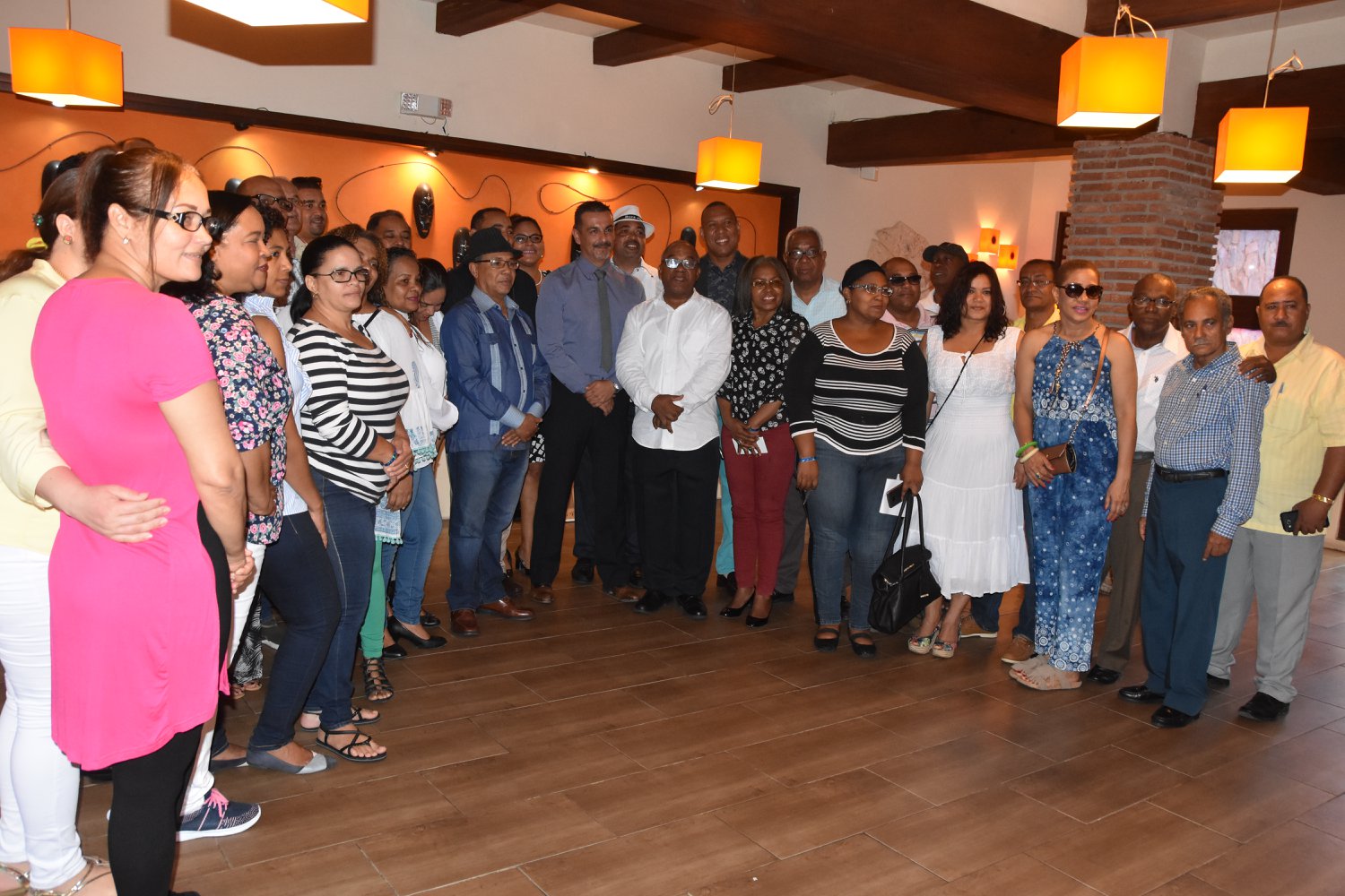 MMV reconoce aportes de ejecutivo hotelero