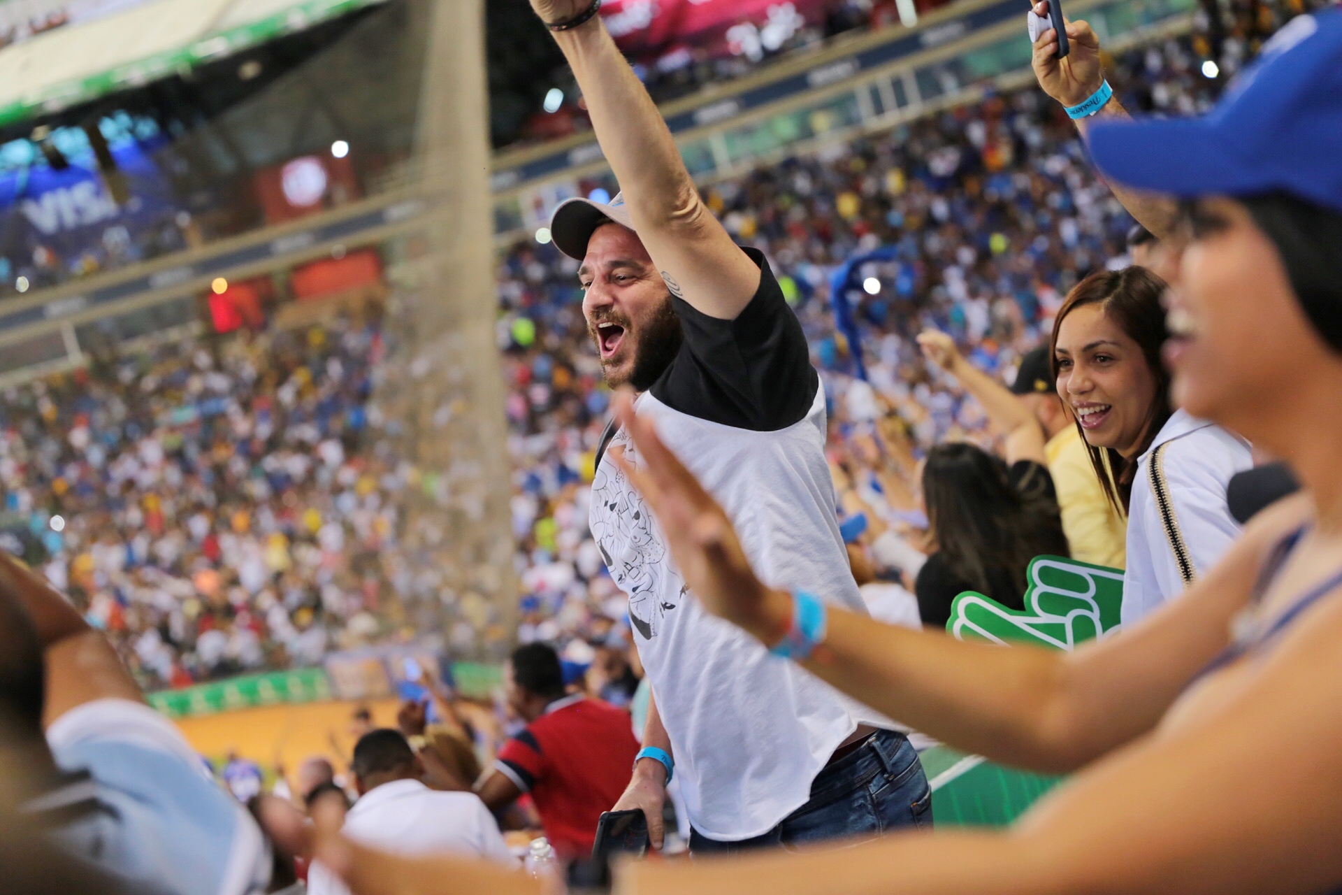 Personalidades disfrutaron de la Zona de Fanáticos Presidente -  DiarioDigitalRD