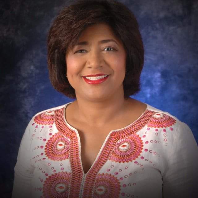 Se quejan de fallas en pago a suplidores de la tanda extendida de Educación