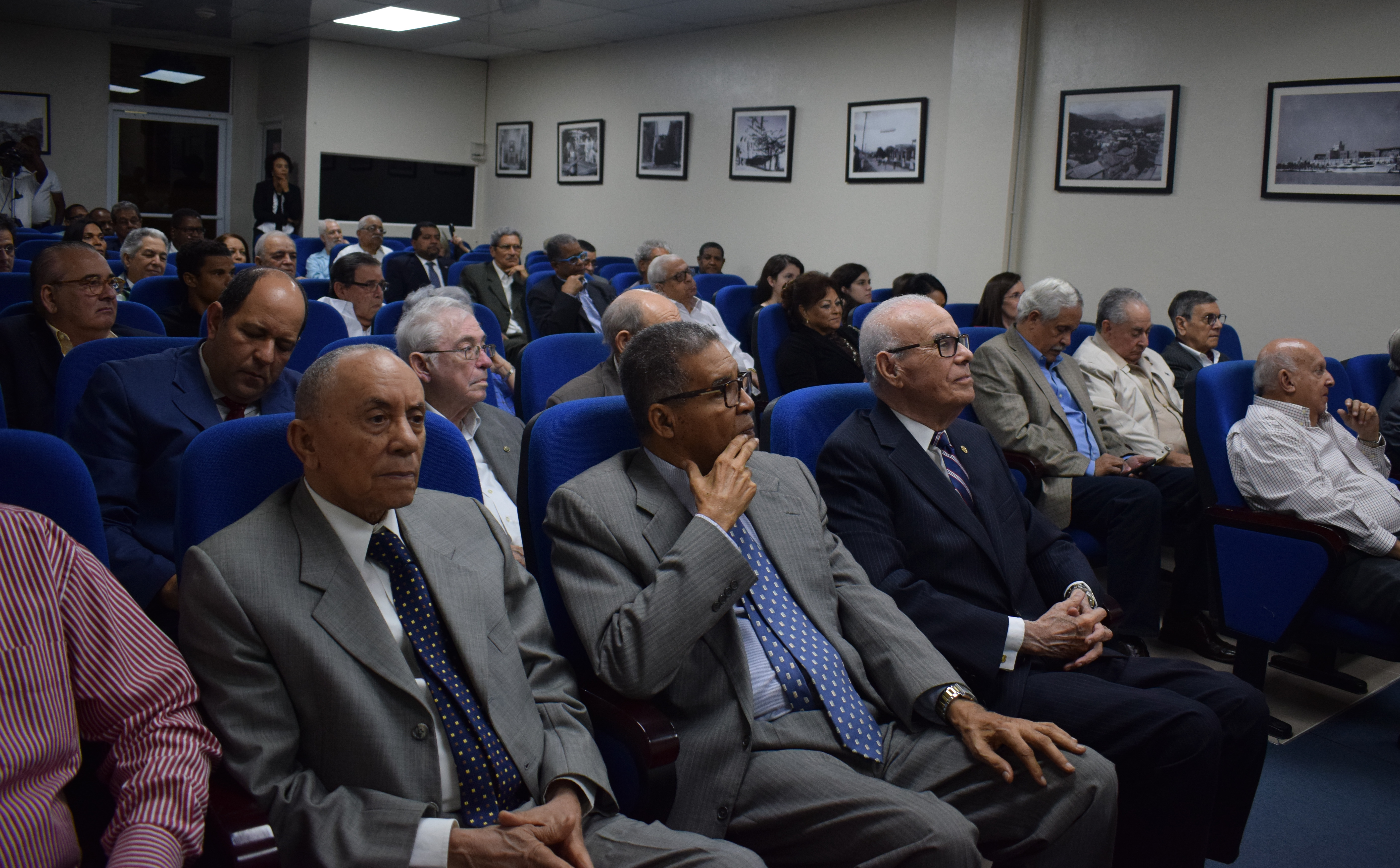 Fernando Infante ingresa a la Academia Dominicana de la Historia