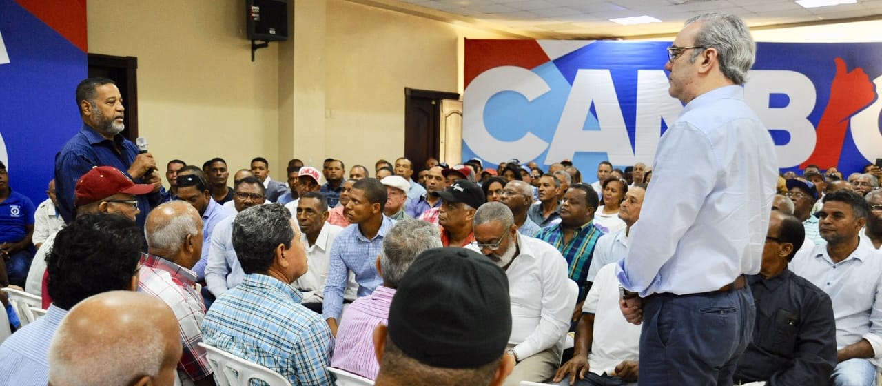 Luis Abinader controlará feminicios con cambios en políticas de Estado