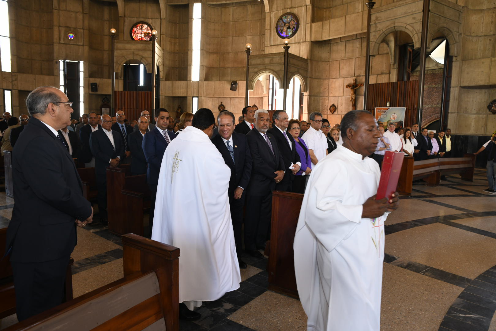 Destacan las virtudes de Juan Bosch en aniversario de su fallecimiento