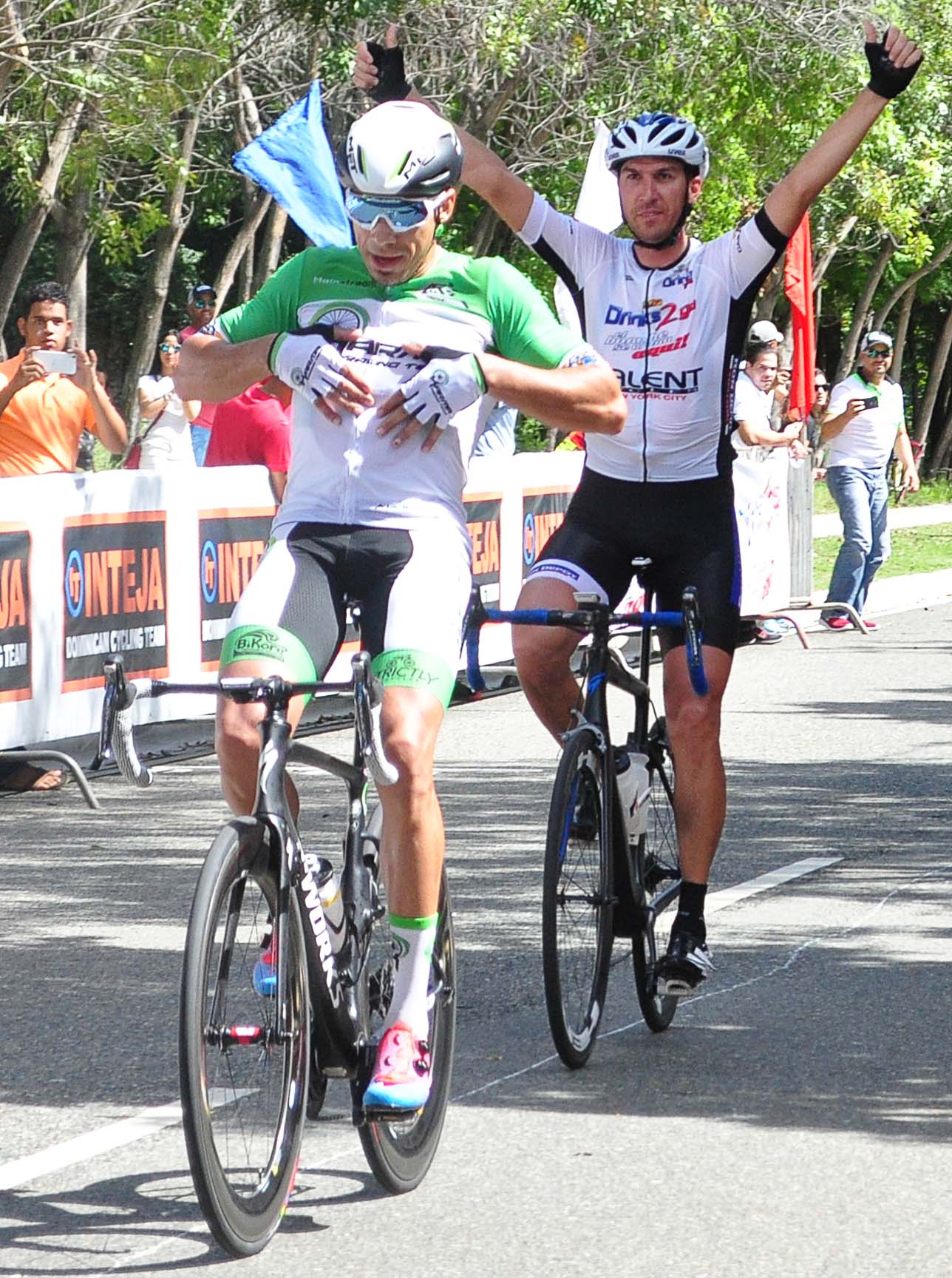 Nilsson Ruiz logra la tercera etapa del campeonato de Ciclismo Triple 100