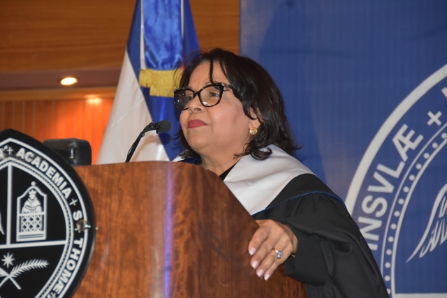 UASD gradúa más de mil profesionales en distintas especialidades y maestrías