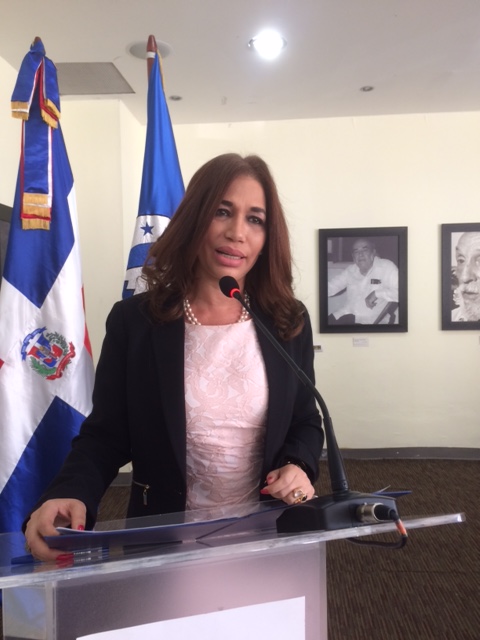 Vicepresidenta Parlacen: Estado y sociedad deben trabajar juntos para eliminar violencia