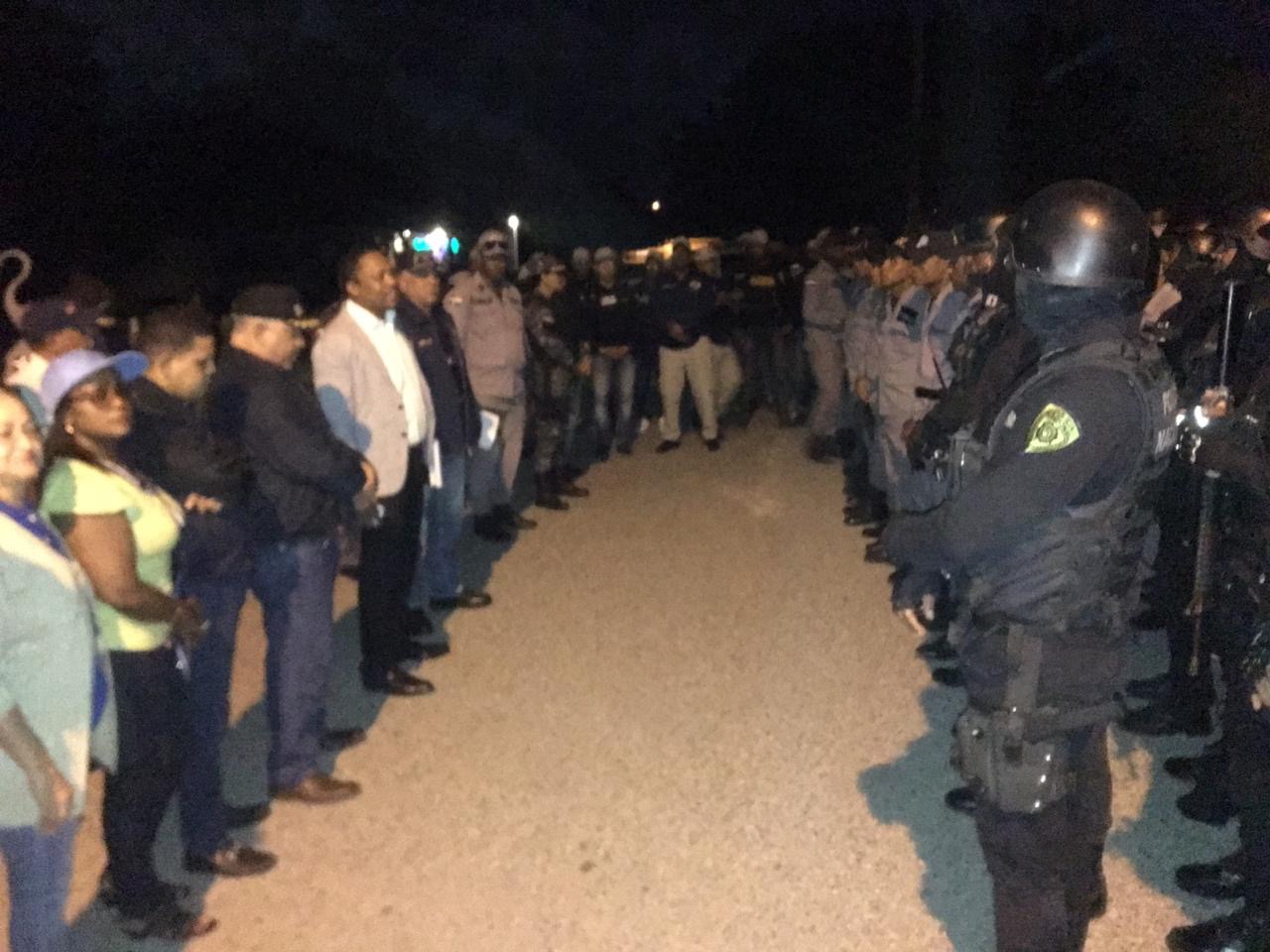 Ocupan drogas y armas en amplio operativo en Peravia