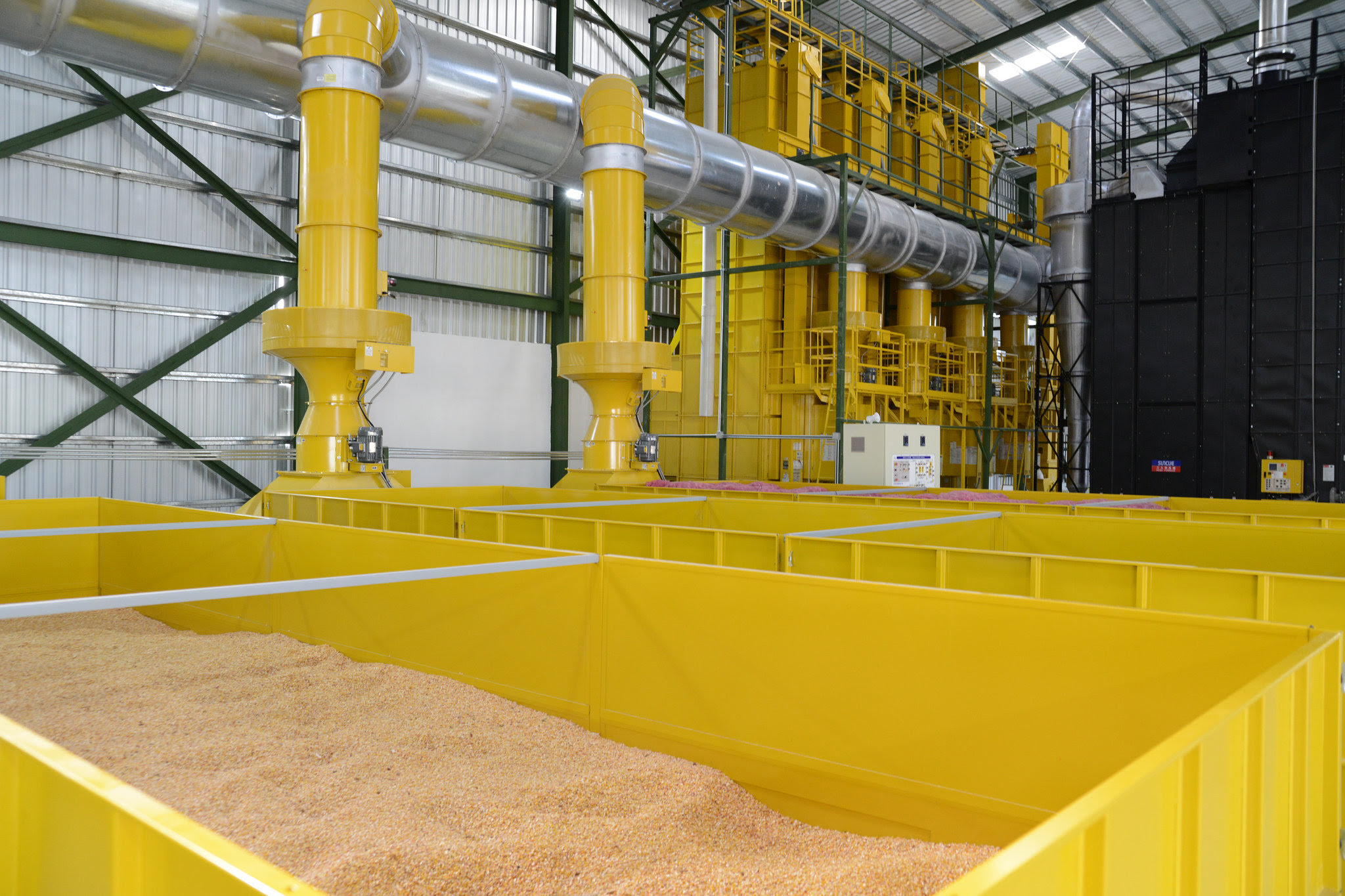 Ocho mil productores de San Juan de la Maguana reciben una planta secadora de semillas y alimentos