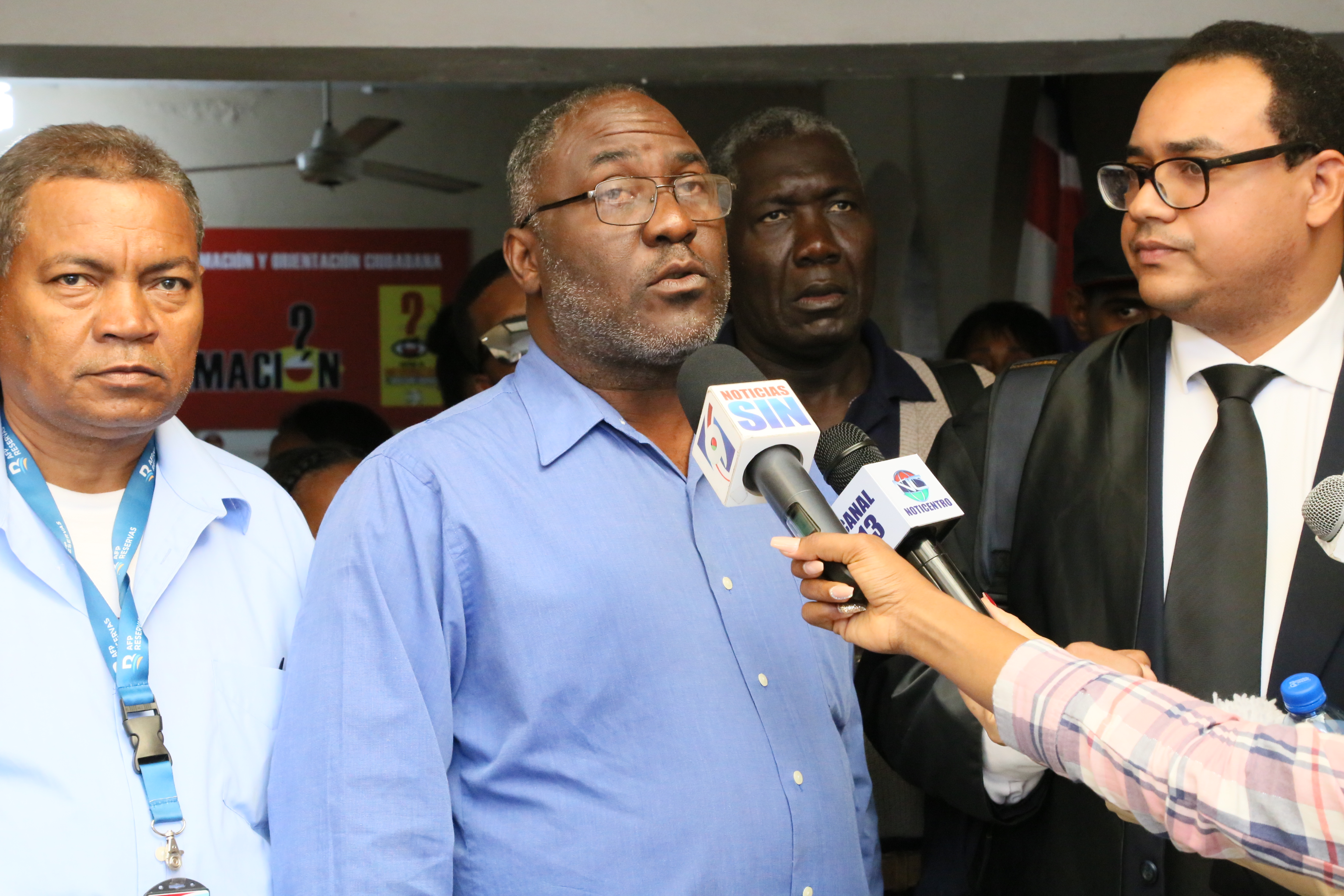 Los residentes de Haina entre la vida y el plomo