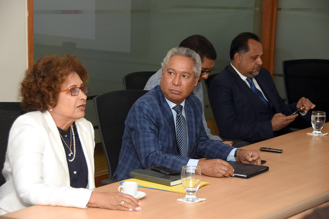 Catedrático holandés analiza dificultades crea el Brexit al Reino Unido