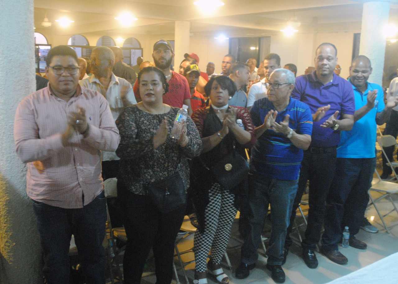 Alcalde Alfredo Martínez activa sus planes reeleccionistas en Santo Domingo Este