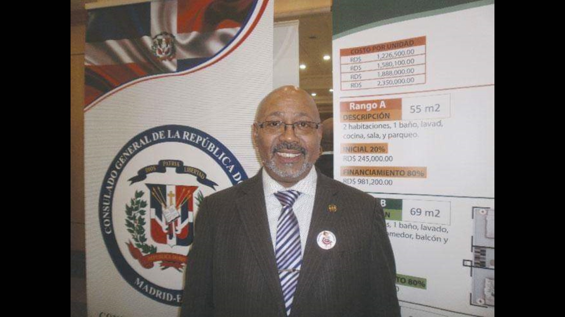 Mujer acusa de maltrato laboral a cónsul dominicano en Madrid, España