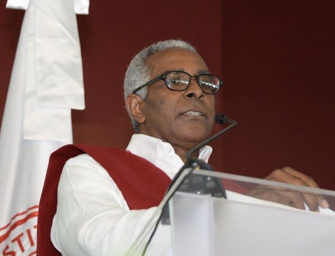 Economista dominicana llama a los profesionales a usar su voz para luchar por la justicia social