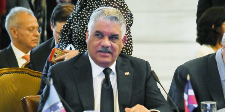 Canciller Miguel Vargas asistirá a reunión en Comando Sur EE. UU.