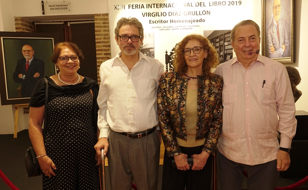 FILSD 2019 rinde digno tributo al escritor Virgilio Díaz Grullón