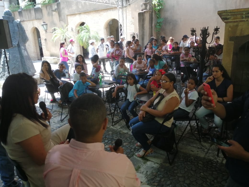 Feria del Libro 2019 dedica este domingo a la escritora Yrene Santos