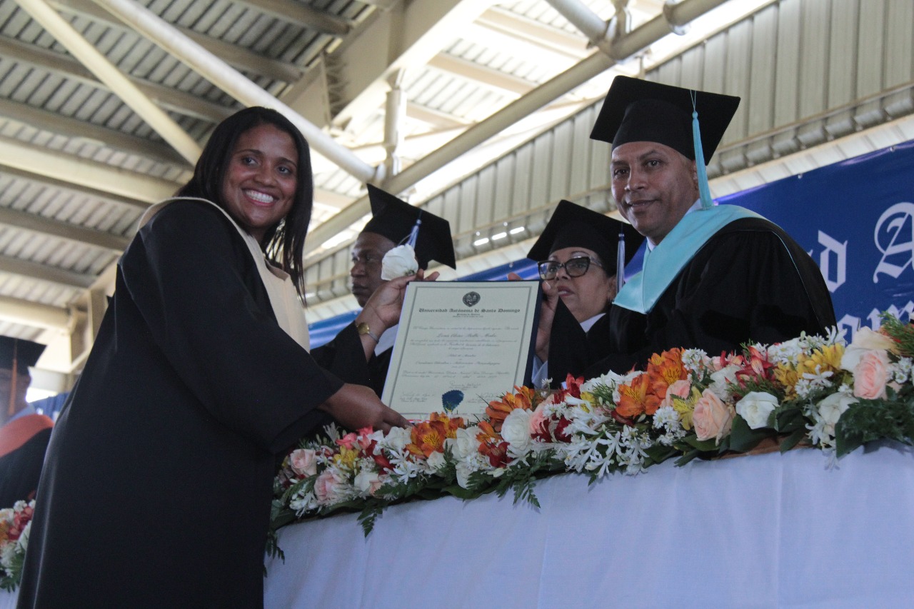 Polanco asegura la UASD forma los profesionales que necesita RD