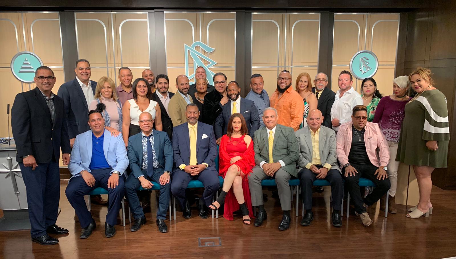 Alexis Beltré presenta plan para relanzar la filial de Acroarte en Florida