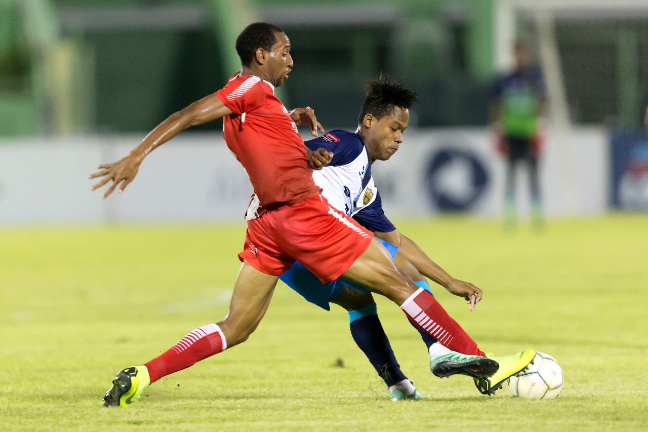 Los Guerreros caen por la mínima en casa