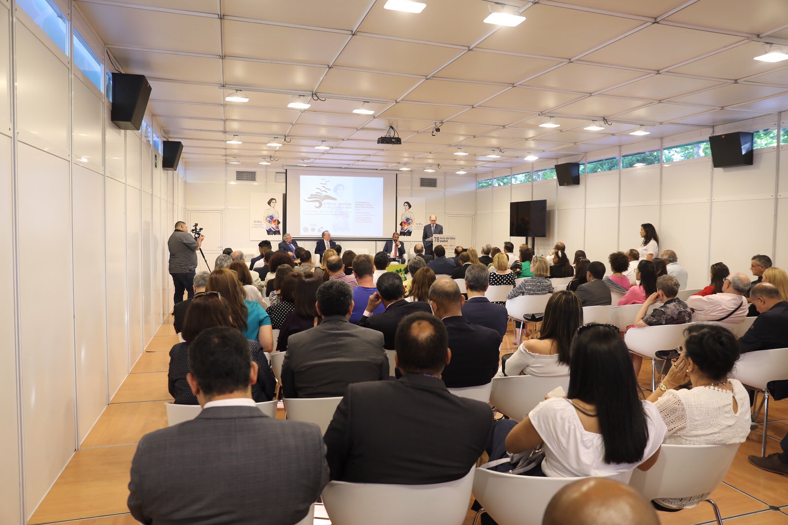 Moya Pons destaca transformación experimentadas por la República Dominicana