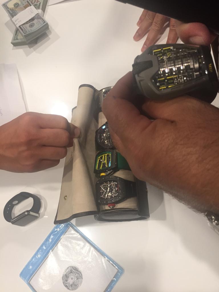 Detienen un hombre y tres mujeres en operativo en villas de Punta Cana