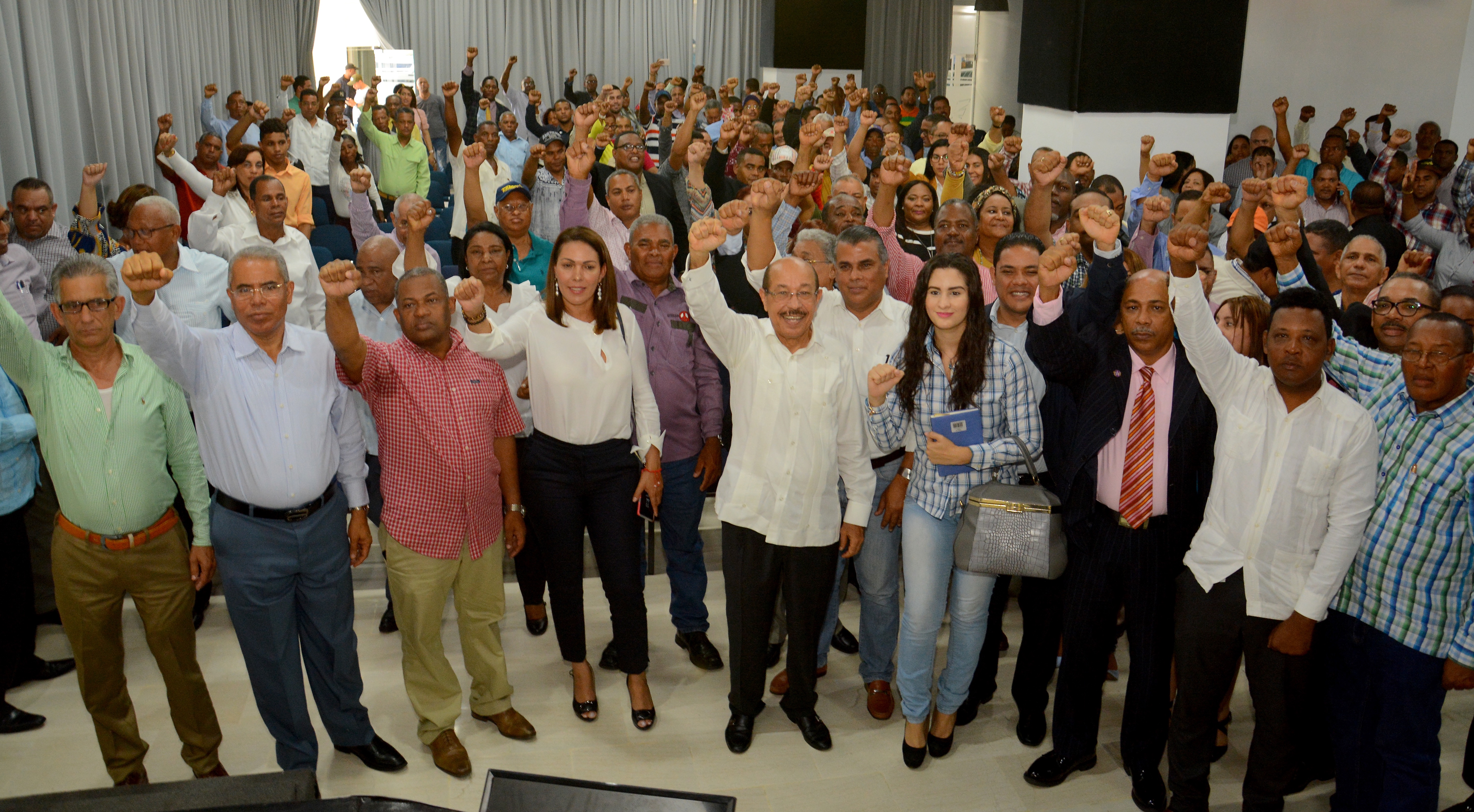 Montás dice es preocupante indefinición de la reelección en el PLD