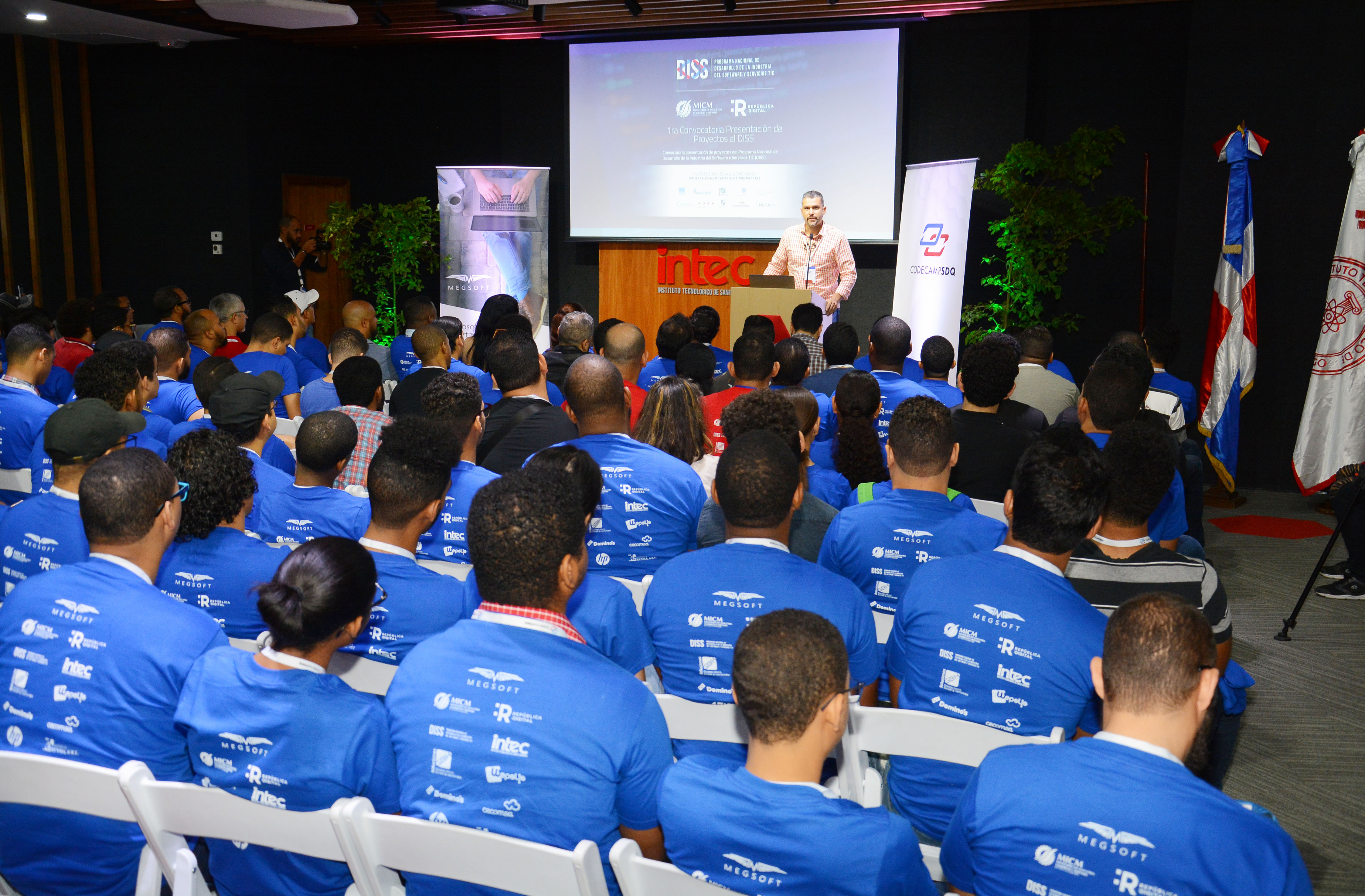 La industria del software como una puerta de entrada al crecimiento económico de RD