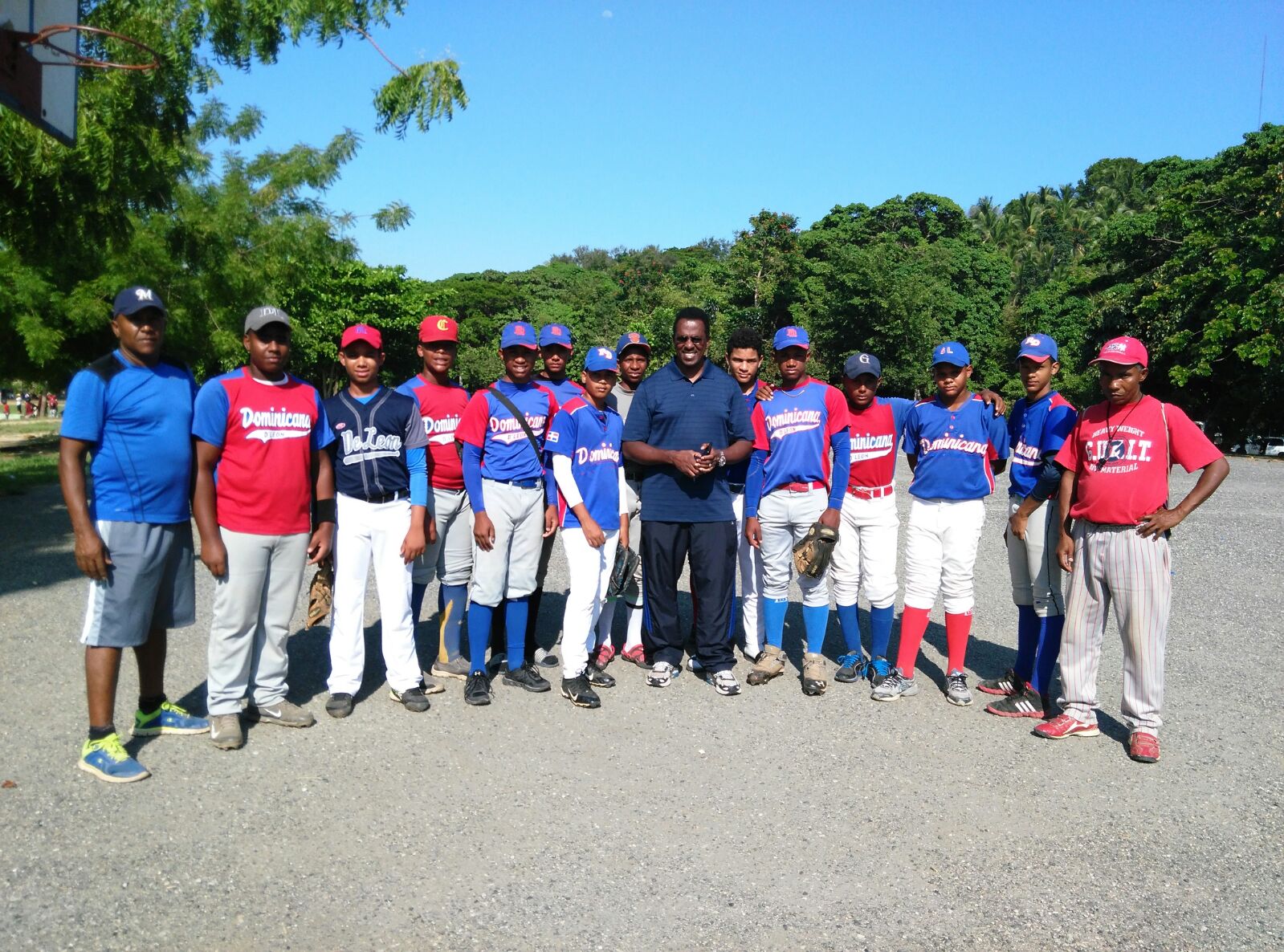 Pitcher Juan Guzmán: "Es una grave tragedia lo ocurrido a Big Papi en RD"