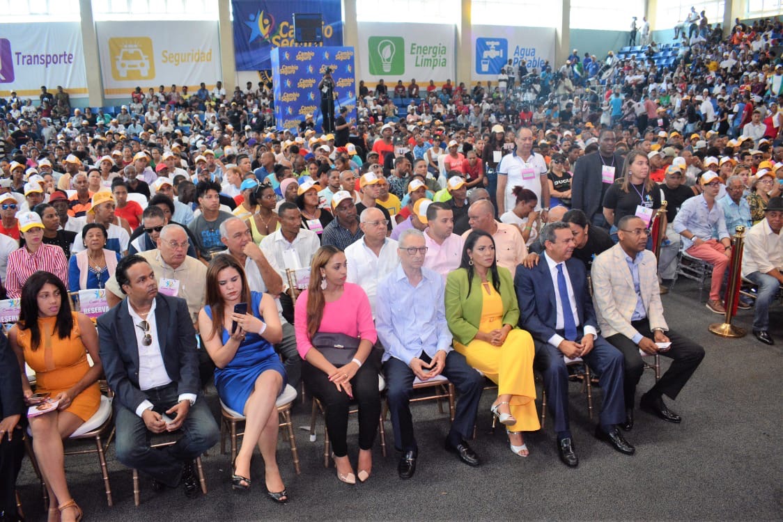 Radhamés Segura: “el PLD debe cambiar o el PLD será cambiado”