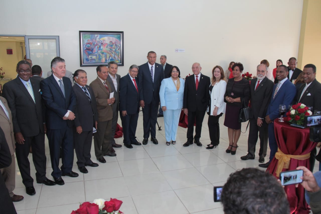 Rectora UASD expone a senadores y diputados realidad financiera de la academia