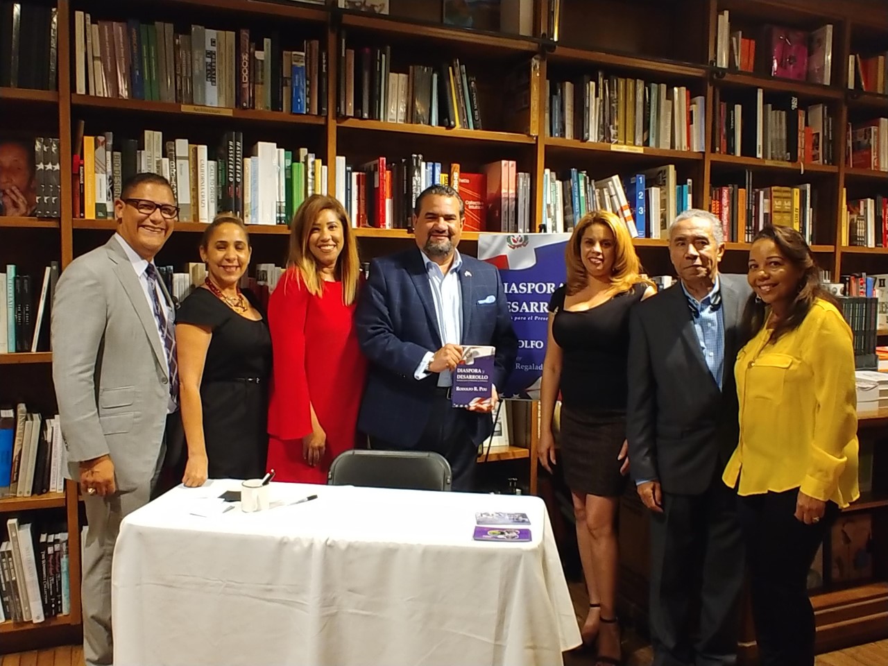 "40% prinicipales empresas EEUU fueron creadas por inmigrantes AL"