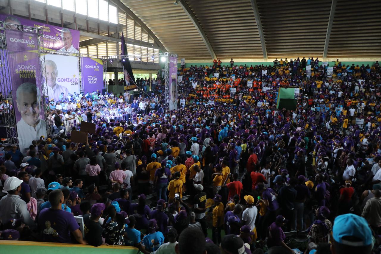 Gonzalo Castillo subraya su origen humilde para atraer simpatía electoral