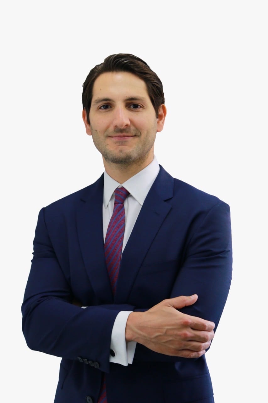 Excel fortalece su liderazgo directivo