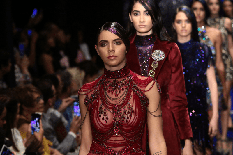 Moda de noche 2025 2019