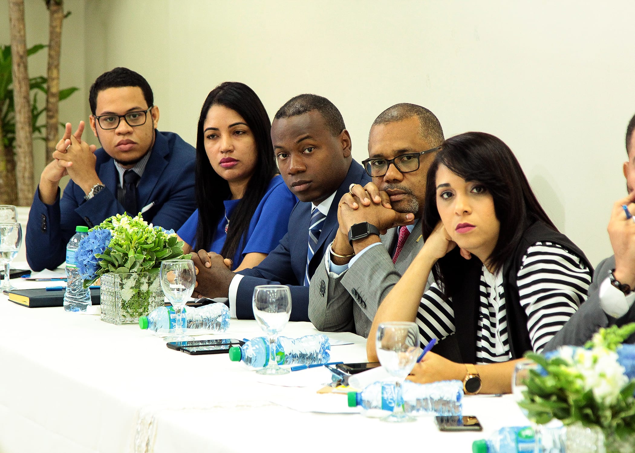 Fiscal y representantes de  entidades bancarias discuten medidas contra delitos