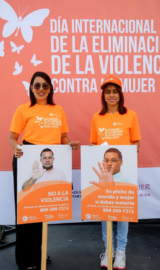Mujeres del MICM firme contra violencia de género
