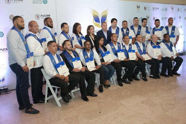 Cervecería graduó a 720 socios colmaderos con su programa “Socios por un Sueño”