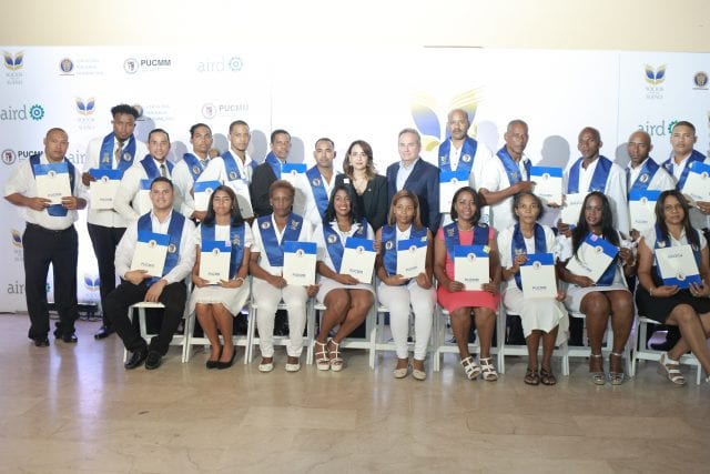 Cervecería graduó a 720 socios colmaderos con su programa “Socios por un Sueño”