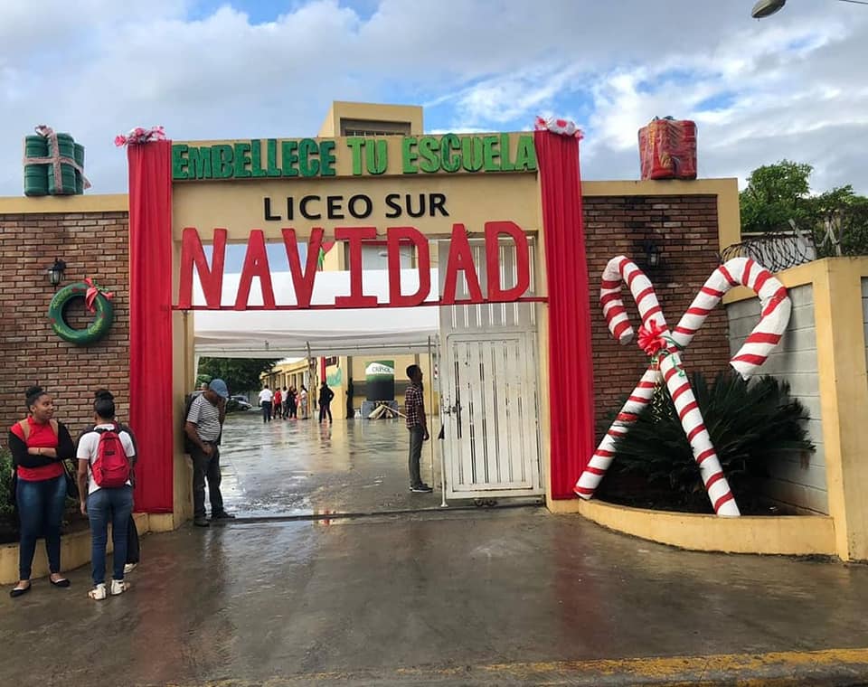 Los ganadores del concurso “Embellece tu escuela en Navidad”
