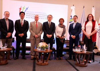 Promueven en seminario autonomía económica de las mujeres en el sector mipymes