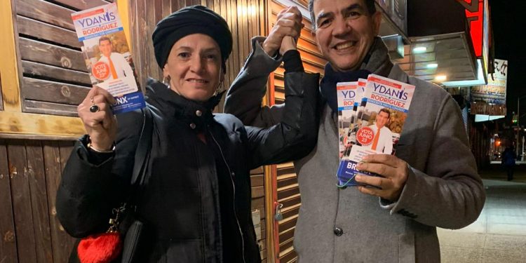 Ydanis Rodríguez recolecta firmas para ser electo congresista en Washington DC