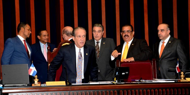 Senado aprueba ley de extinción de dominio de bienes fruto de ilícitos