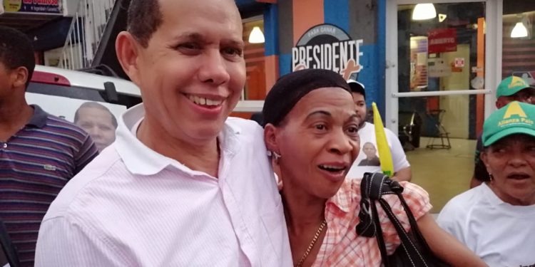 Domingo Matías se plantea gobernar a SDO desde el territorio