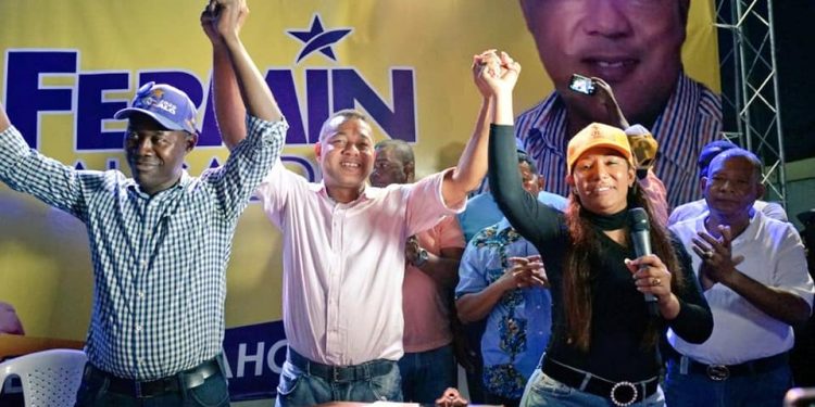 Alcaldesa Carolina Denis dice en Boca Chica es el tiempo del PLD.