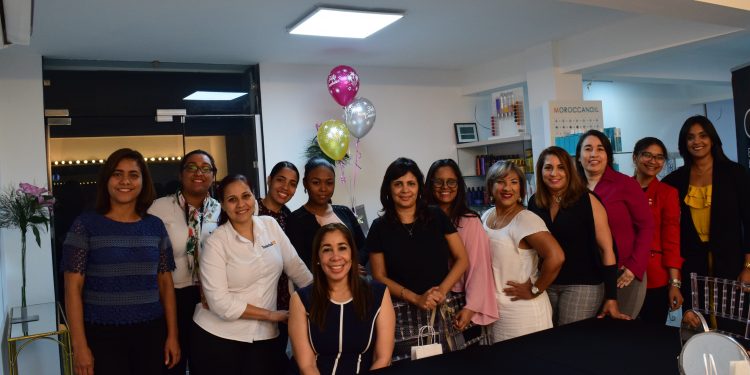 Una cita con la actitud para caminar con altitud