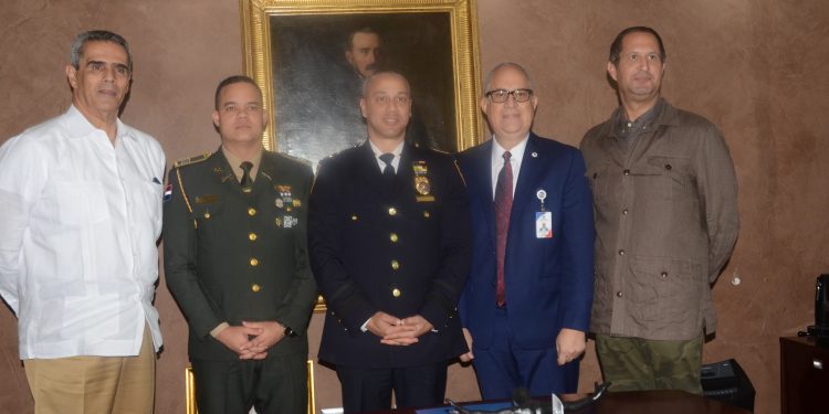 Delegación Policía de Nueva York visita República Dominicana