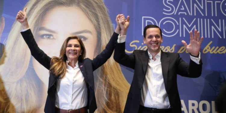 Hugo Beras exhorta a trabajar sin descanso por el triunfo de Carolina Mejía