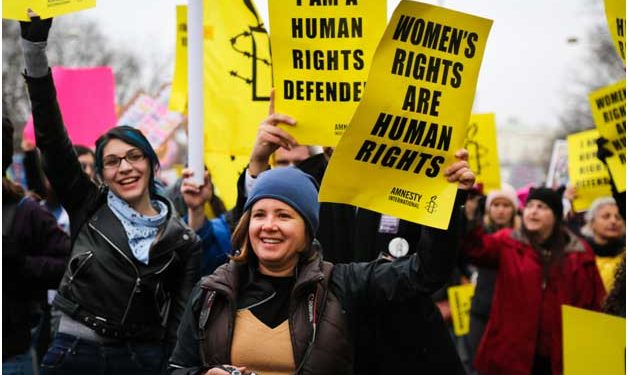 Activismo juvenil lidera una guerra contra el viejo orden mundial