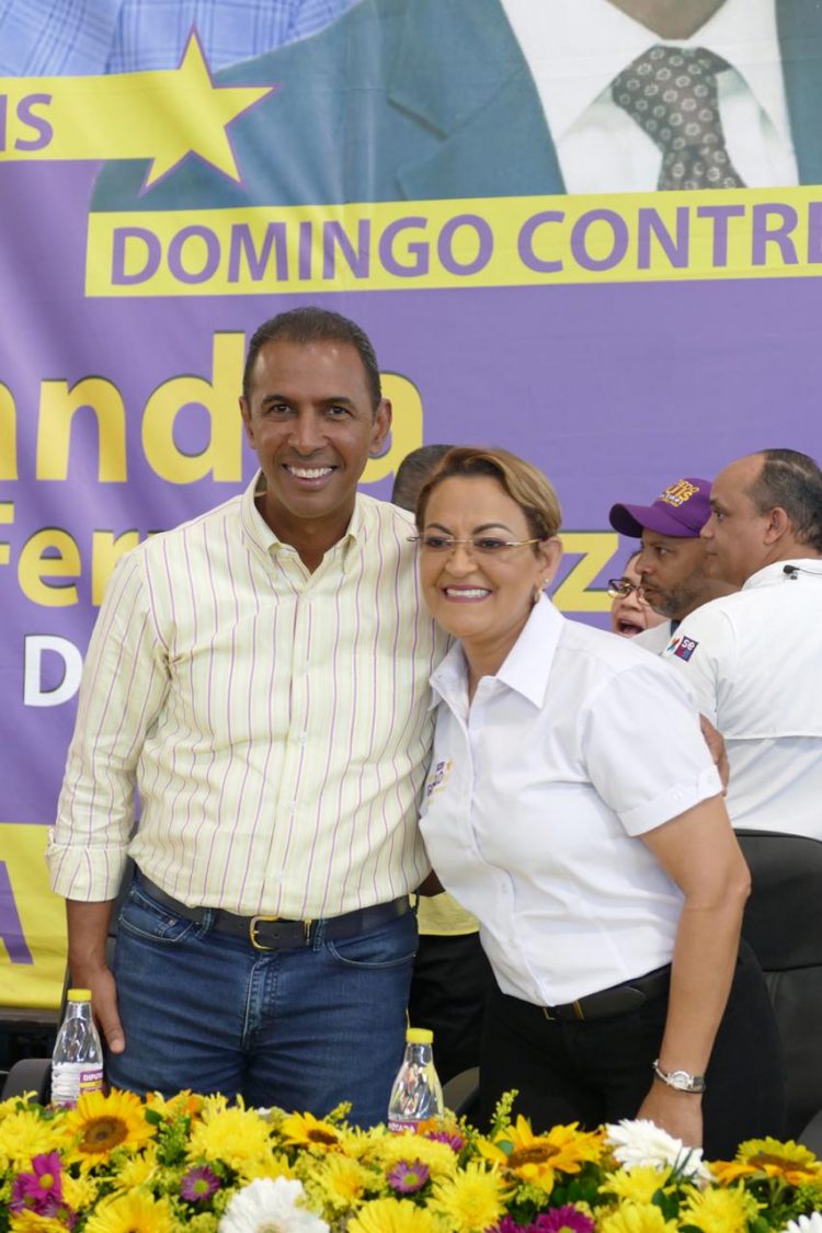 Sandra Fernández llama a votar por candidatos municipales del PLD