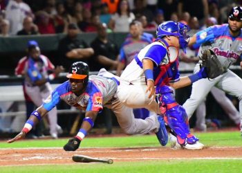 República Dominicana venció 5-4 a Puerto Rico