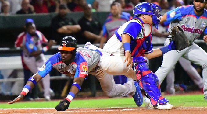República Dominicana venció 5-4 a Puerto Rico
